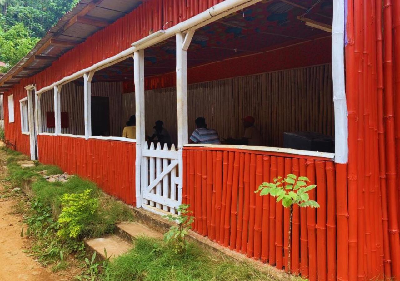Casa No Centro Do Mundo Ilheu Equator Βίλα Ilheu das Rolas Εξωτερικό φωτογραφία